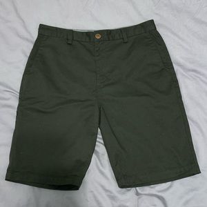 Men’s Billabong Black Chino Shorts (size 33)